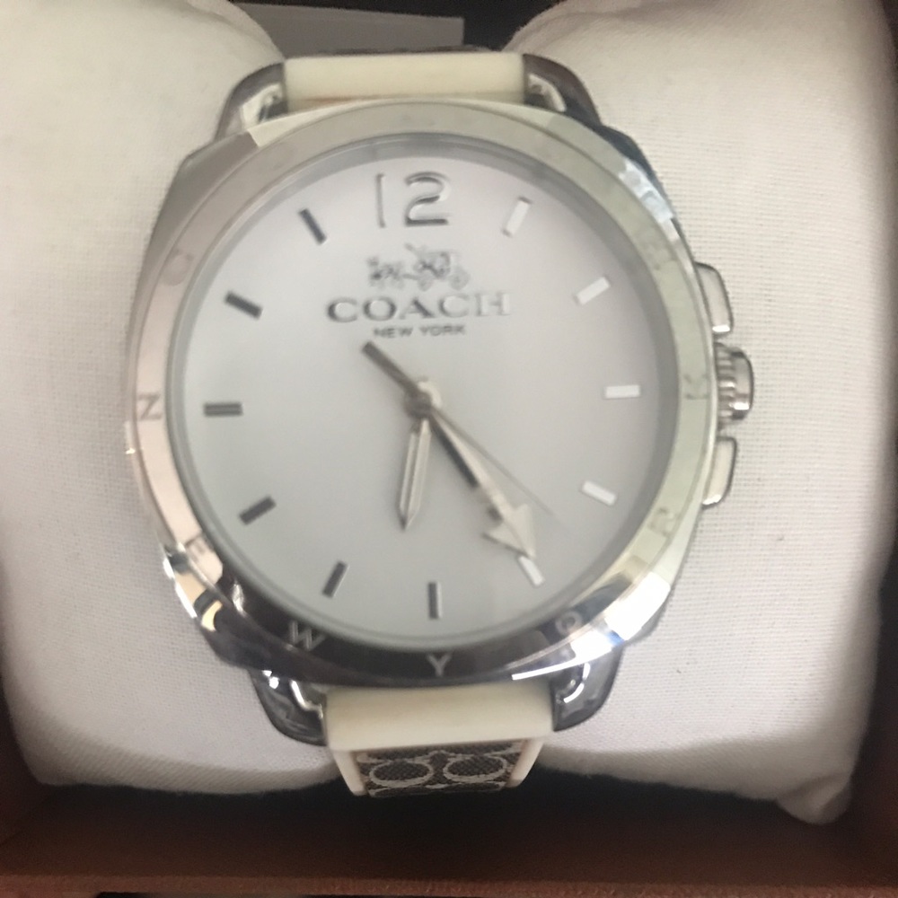 Coach watch 🔥 make an offer